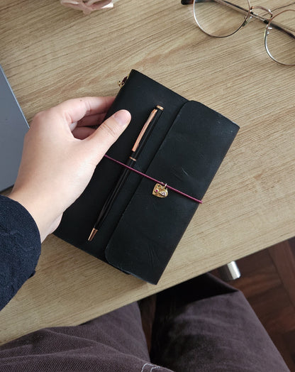JOURNAL MIDORI A6 │ NEGRO