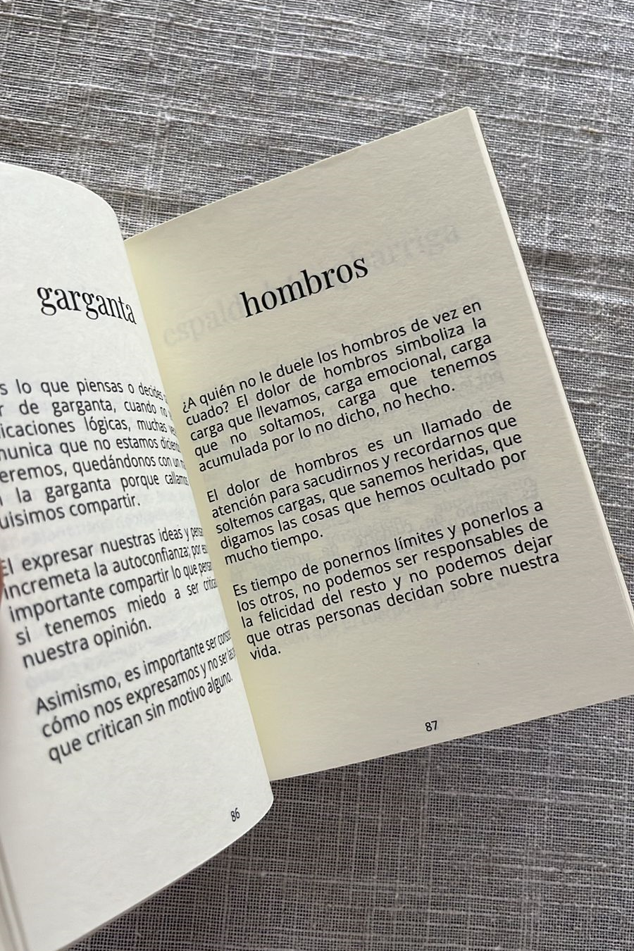 LIBRO EL UNIVERSO ME HABLA